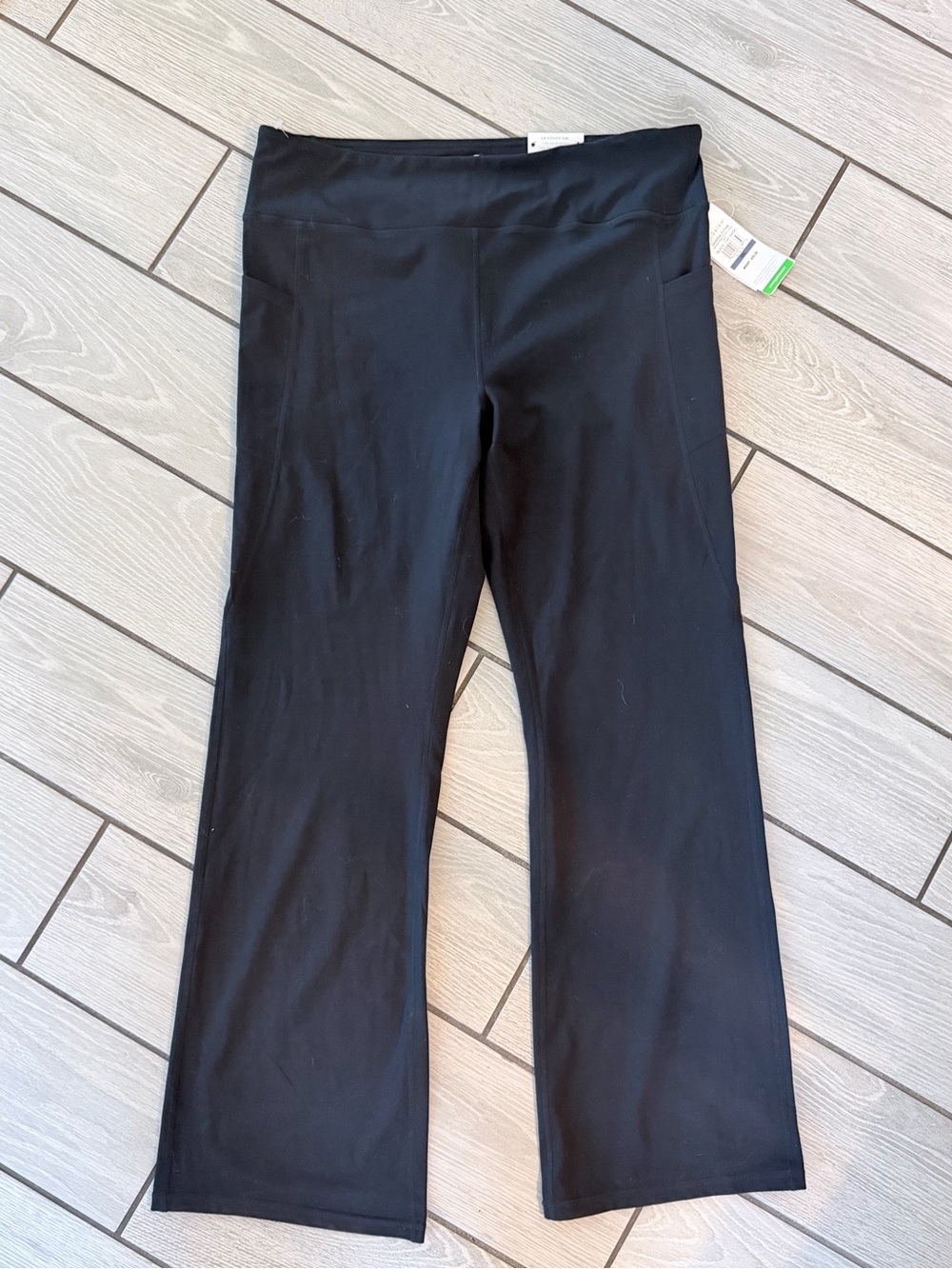 GAIAM Black Leggings with Pink Logo size xxl